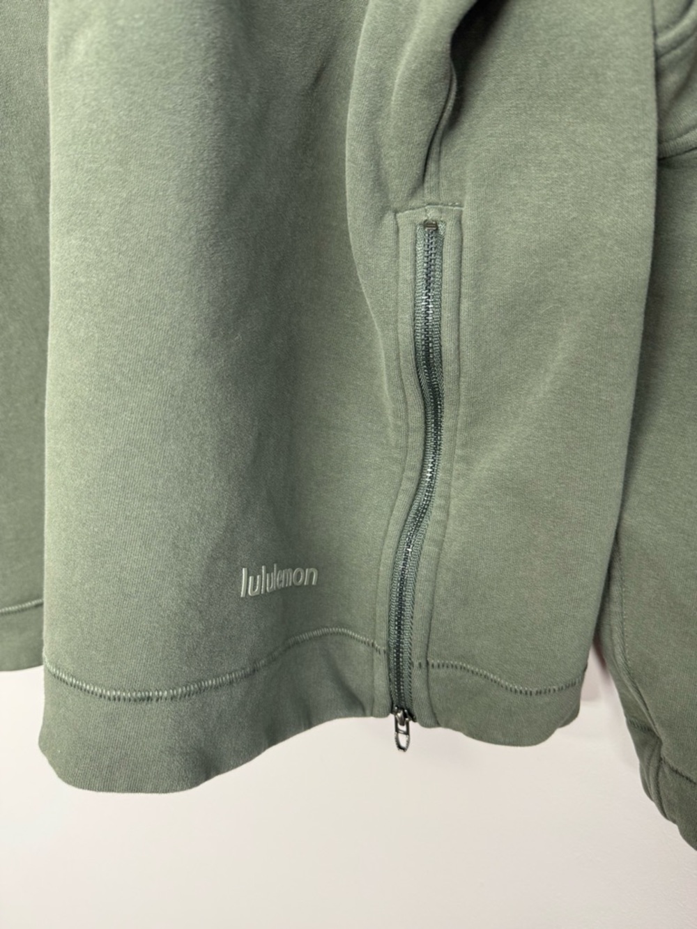 38: Lululemon Loungeful RelaxedFit Crewneck Sweatshirt Palm Deco Sz Medium Green - Picture 5 of 6
